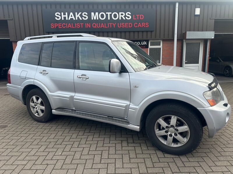 MITSUBISHI SHOGUN 3.2 DI-D Elegance 5dr
